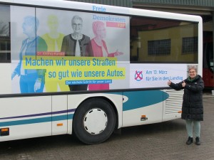 FDP Kandidatin Dr. Andrea Kanold, Buswerbung zur Landtagswahl